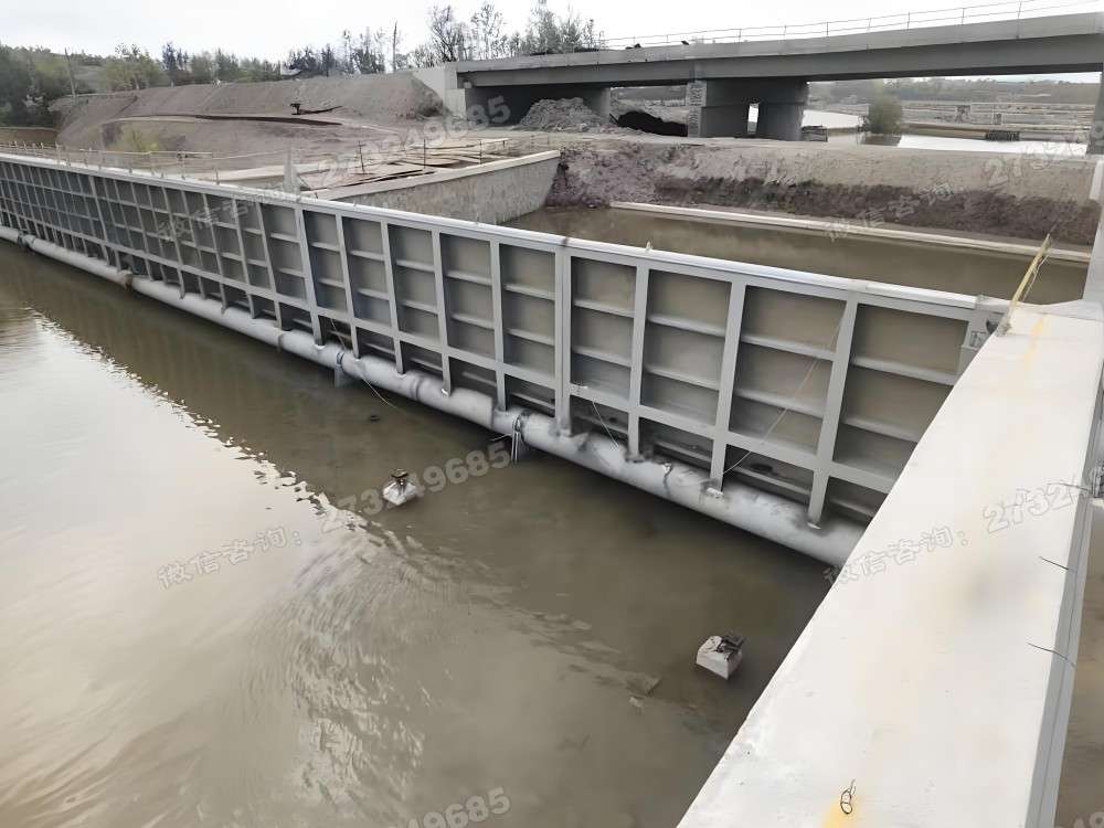 滴道水利枢纽钢坝