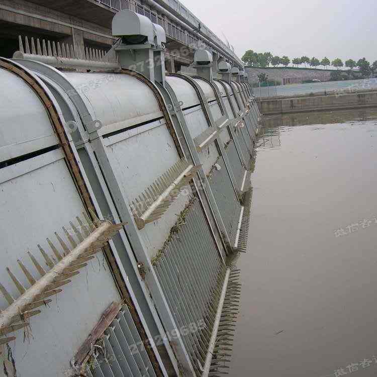 渭源县多联排回转式格栅清污机