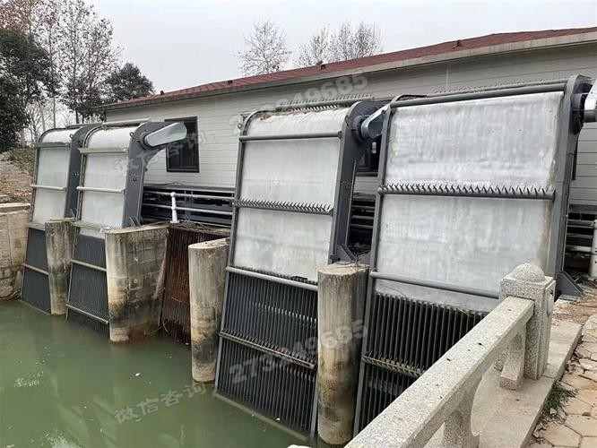 九江四联回转式格栅清污机