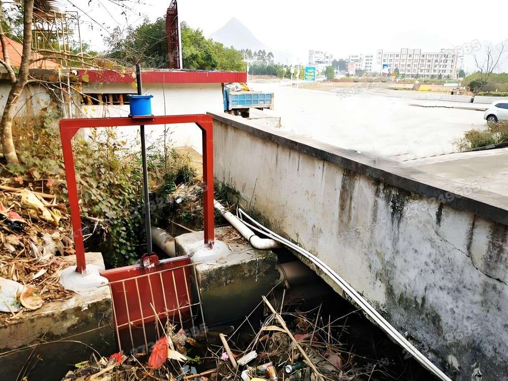 潜山县排涝渠道闸门