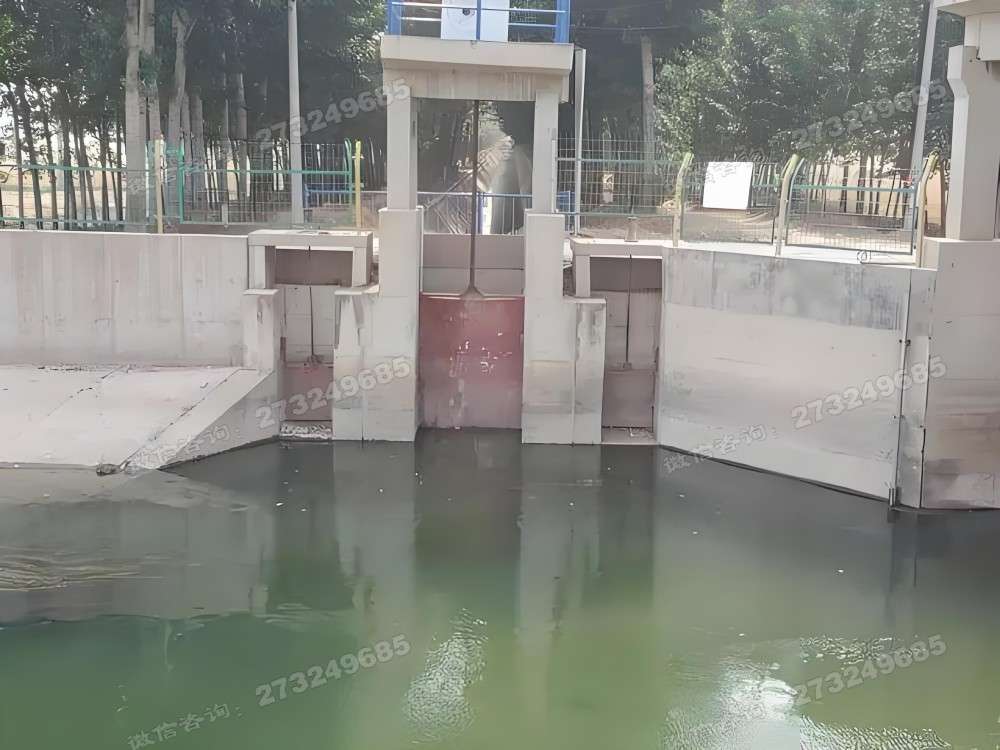 潜山县河道入口闸门